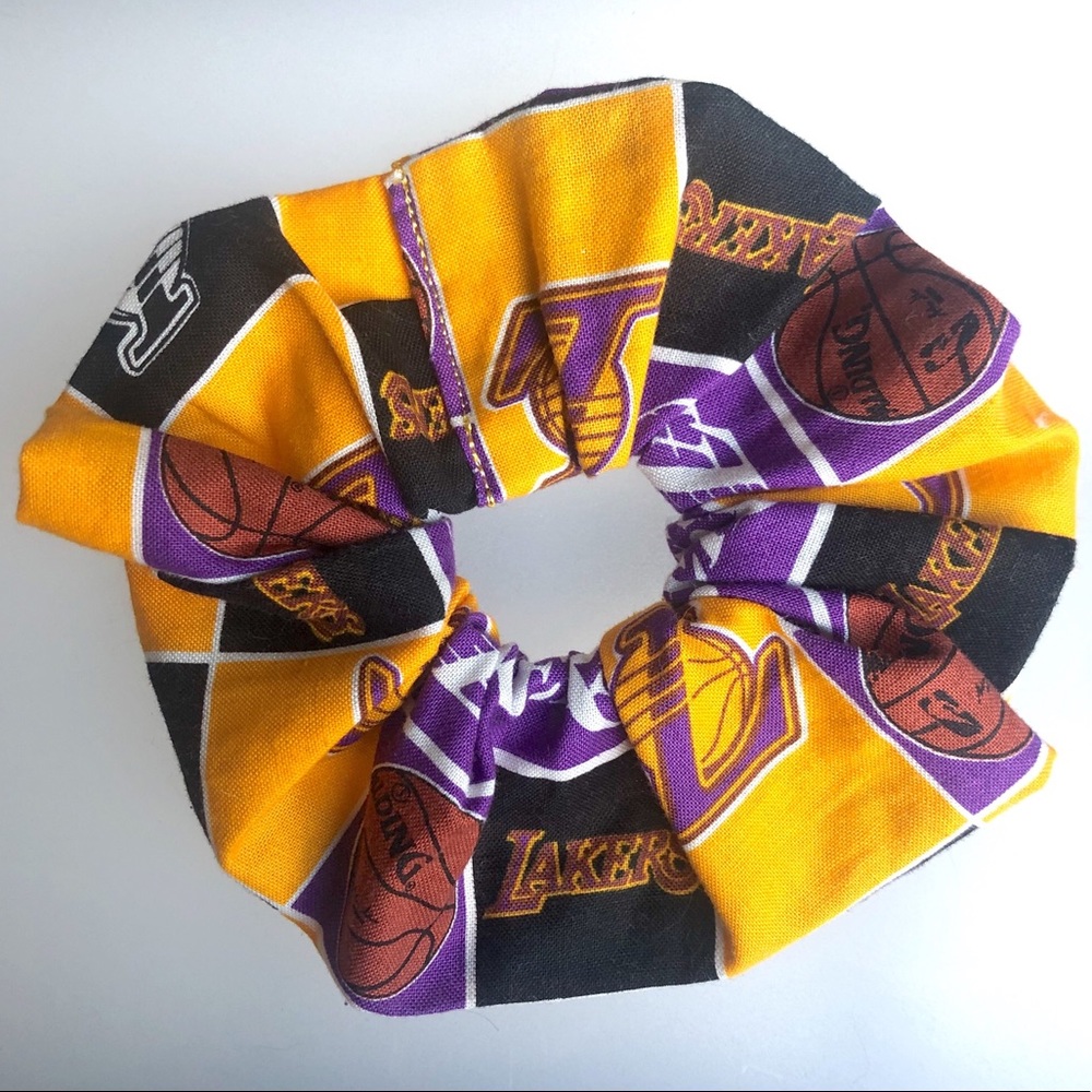 LAST CALL🆕Lakers Scrunchie